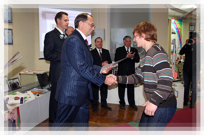 День университета - 2011: Авторы лучших эссе «Мои планы обучения в университете» День университета - Авторы эссе «Мои планы обучения в университете»