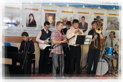 Lunch-concert - Ансамбль духового отделения НГМК Lunch-concert - Ансамбль духового отделения НГМК