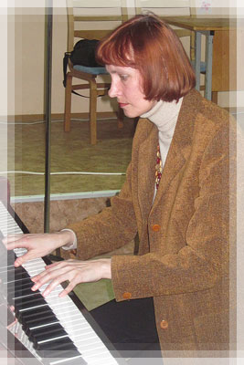 Elena Vasilyeva, the director of a music enthusiasts club «Evterpa» А brilliant play of Elena Vasilyeva