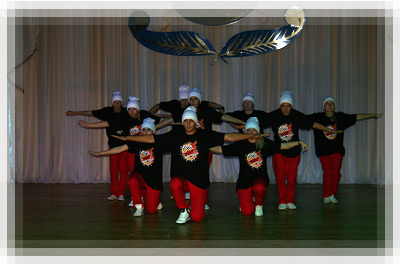 Церемония «Посвящение в студенты» - Танцоры студии «TORYDANCE»