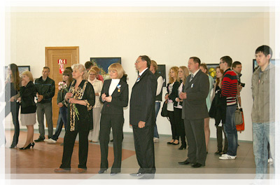 День университета-2012: Открытие выставки Наталии Комиссаровой