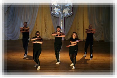 Королева общежития-2012: Конкурс «Творчество» Конкурс «Творчество»