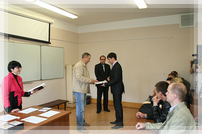 Выпуск 2012 - Вручение дипломов Выпуск 2012 - Получение диплома