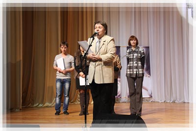 Фестиваль студентов первого курса «Дебют-2013» - Награждение в номинации «Лучшая финальная песня» Дебют-2013 - Награждение в номинации «Лучшая финальная песня»