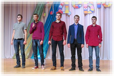Дебют 2014 - Команда КВН факультета машиностроения и автомобильного транспорта Дебют 2014 - Команда КВН факультета машиностроения и автомобильного транспорта