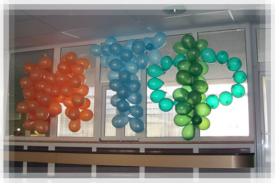 День ИТФ - Буквы, выложенные воздушными шарами