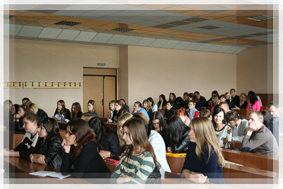 Professor Prokopenko lectures Professor Prokopenko lectures