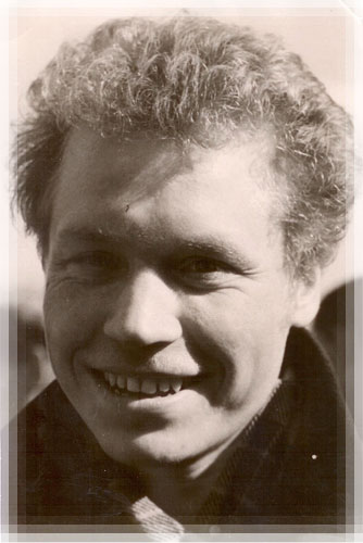 Владимир Груздев - аспирант ТИАСУР Владимир Груздев - аспирант ТИАСУР