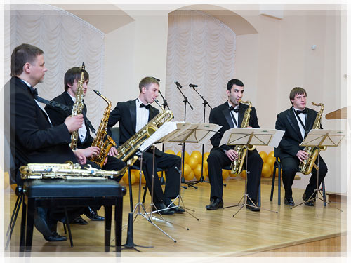The saxophonists’ performance from the Presidential orchestra of the Republic of Belarus The saxophonists’ performance from the Presidential orchestra of the Republic of Belarus