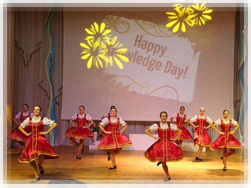The performance of pop dance studio «Zhemchzhina The performance of pop dance studio «Zhemchzhina