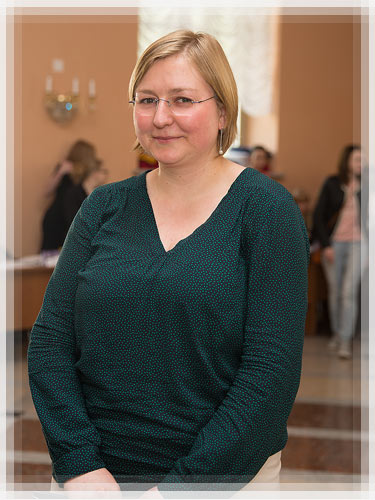 The lecturer of German Academic Exchange Service (DAAD) Almut Myuller The lecturer of German Academic Exchange Service (DAAD) Almut Myuller