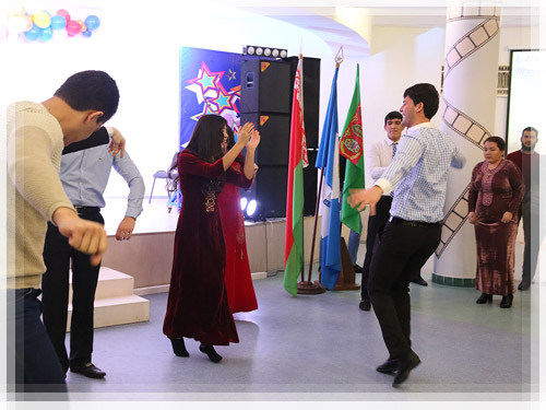 Праздничный вечер, посвященный Дню нейтралитета Туркменистана