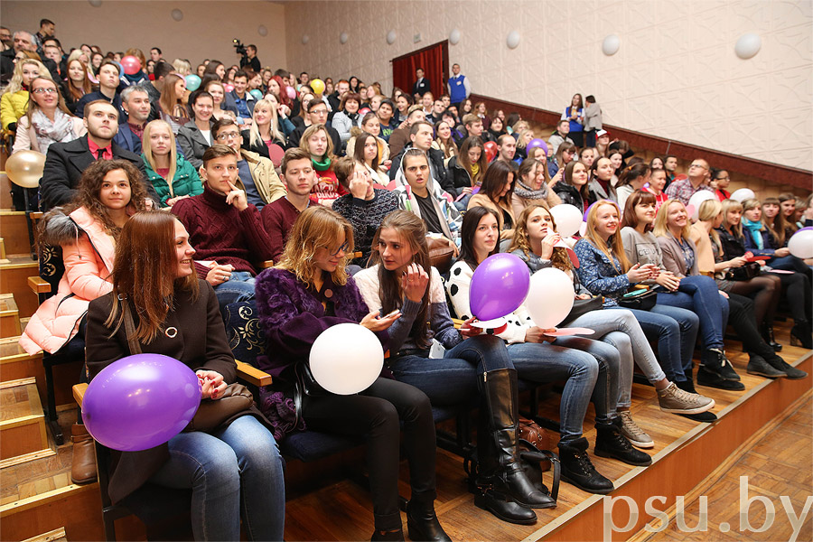Преподаватели, студенты и многочисленные гости фестиваля Преподаватели, студенты и гости фестиваля