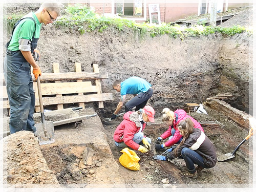 Студэнты спецыяльнасці «Гісторыя» на археалагічных раскопках у Полацку