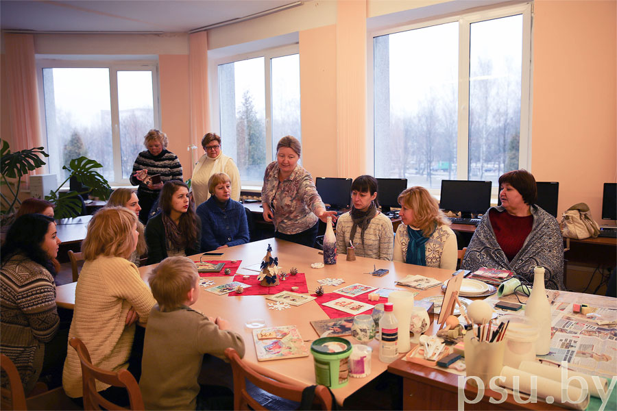 Как декорировать бутылку шампанского к Новому году Как декорировать бутылку шампанского к Новому году
