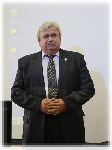 Декан ФМиАТ Александр Витальевич Дудан