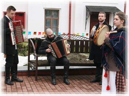 Исполнение белорусских обрядовых песен