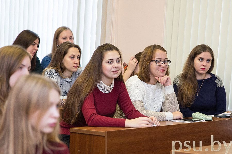 Студенты финансово-экономического факультета Студенты ФЭФ