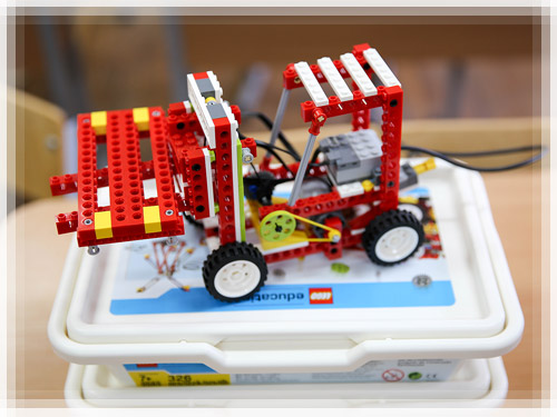 Набор Lego-робота Набор Lego-робота
