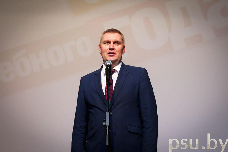 Заместитель председателя Новополоцкого городского исполнительного комитета по социальным вопросам Андрей Владимирович Одиночкин Андрей Владимирович Одиночкин