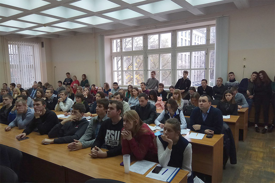 Студенты Студенты