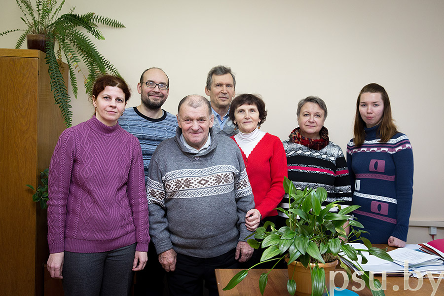 Встреча профессора Г.В. Демиденко с проректором по учебной работе Ю.П. Голубевым и проректором по научной работе Д.О. Глуховым, деканом радиотехнического факультета Ю.Г. Грозбергом, а также с преподавателями кафедры высшей математики во главе с ее заведующим – А.А. Козловым Встреча профессора Г.В. Демиденко с проректором по учебной работе Ю.П. Голубевым и проректором по научной работе Д.О. Глуховым, деканом радиотехнического факультета Ю.Г. Грозбергом, а также с преподавателями кафедры высшей математики во главе с ее заведующим – А.А. Козловым
