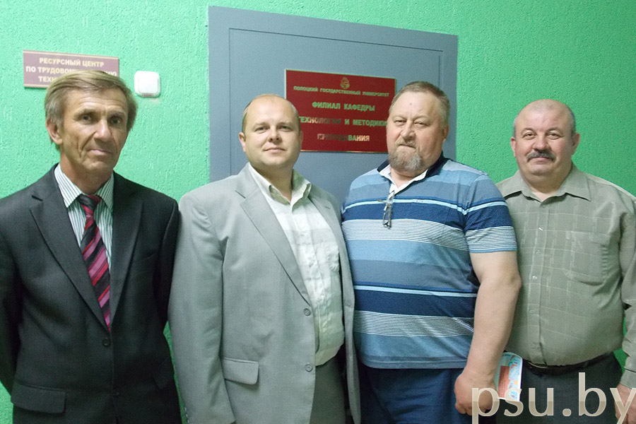Олег Валентинович Хвалько, Константин Викторович Шухлев, Сергей Эдуардович Завистовский, Андрей Юрьевич Худяков Олег Валентинович Хвалько, Константин Викторович Шухлев, Сергей Эдуардович Завистовский, Андрей Юрьевич Худяков