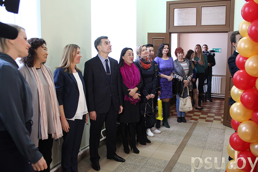 The first excursion to the Centre for Chinese language and culture