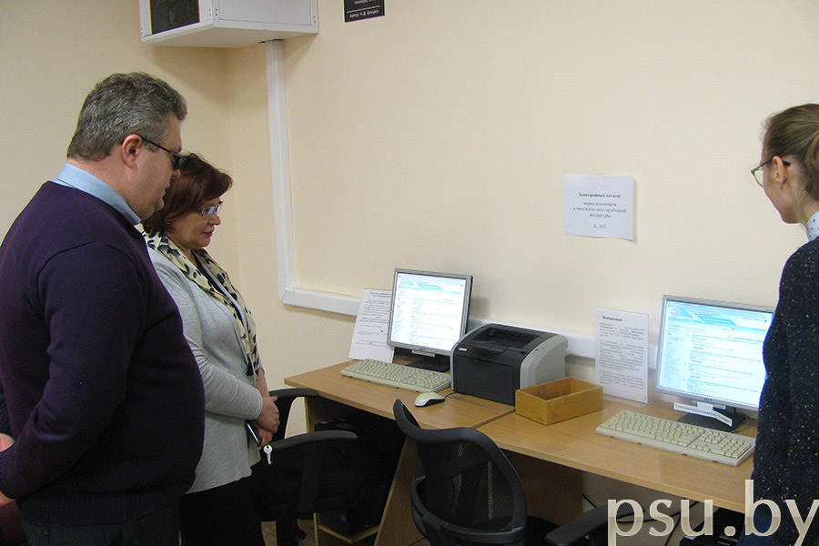 D.A. Antonovich got acquainted with a structure of the university library The university library
