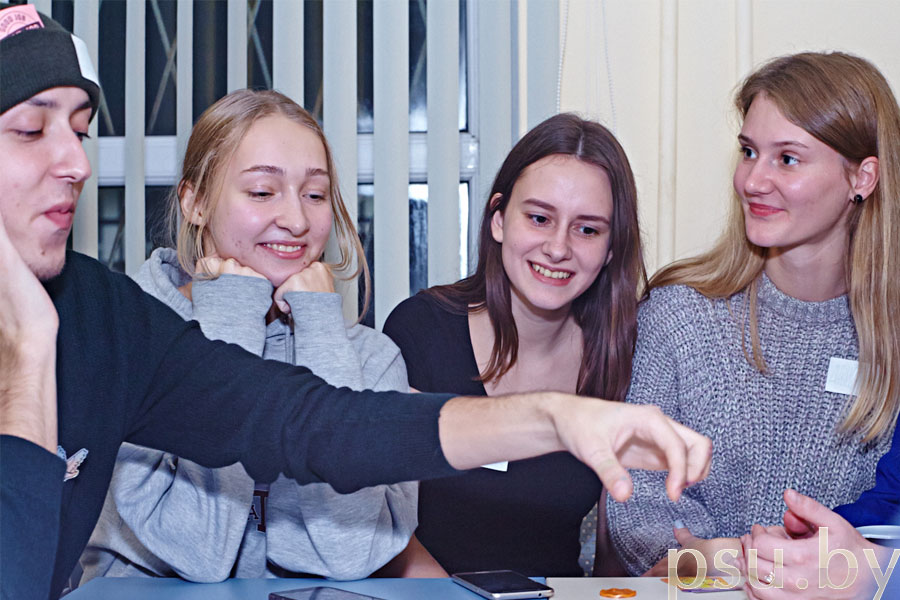 Board Game «Whoonu» Board Game Whoonu