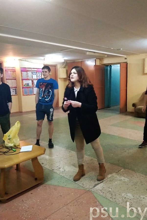 Игра в дартс Игра в дартс