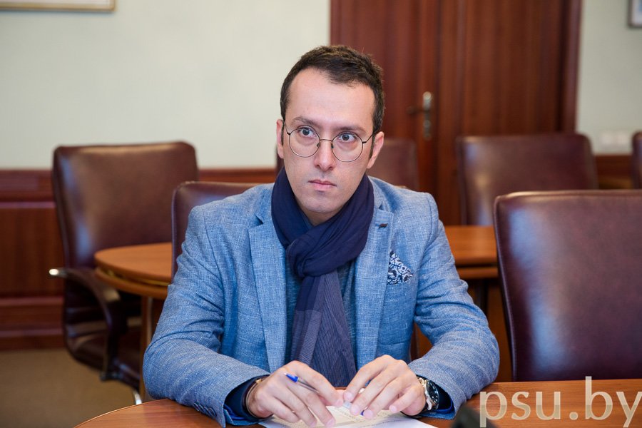 Хамидреза Никукар Хамидреза Никукар