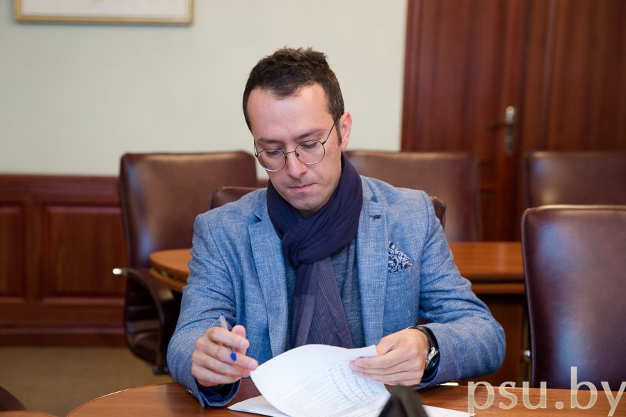 Хамидреза Никукар Хамидреза Никукар