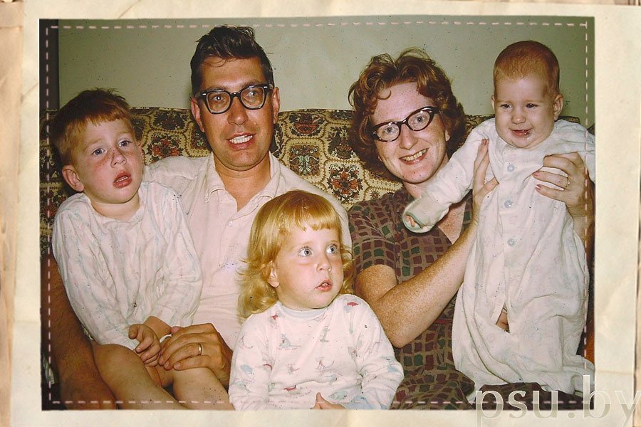 Jocelyn's parents with their children Jocelyn's parents