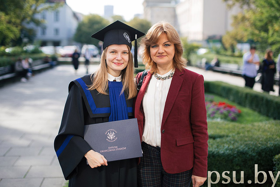 Галина Вячеславовна Полякова с дочерью Галина Вячеславовна Полякова с дочерью
