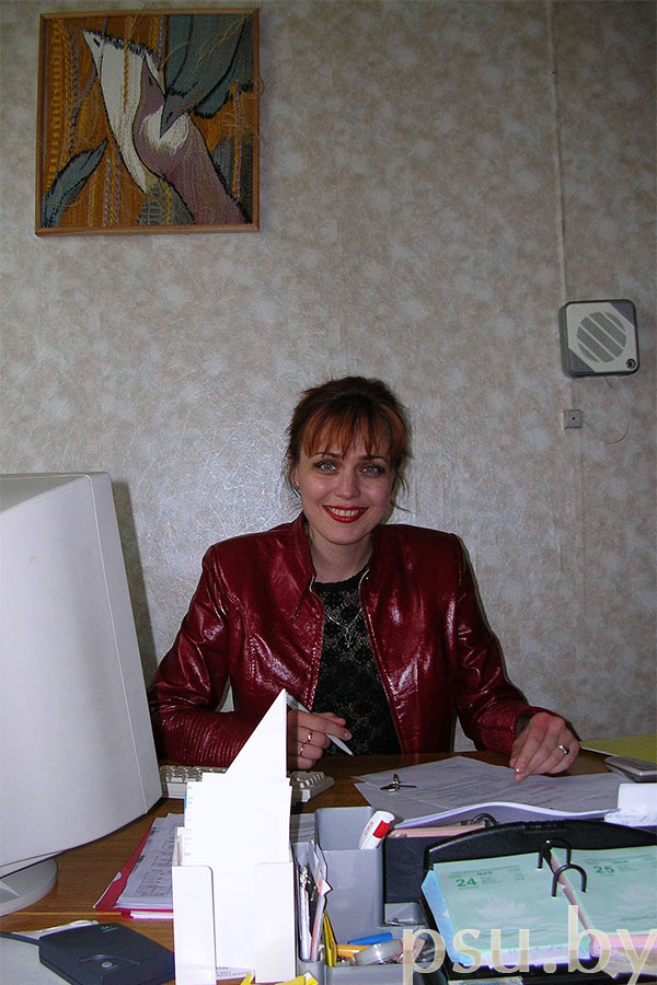 М.Н. Шуханкова на рабочем месте М.Н. Шуханкова на рабочем месте