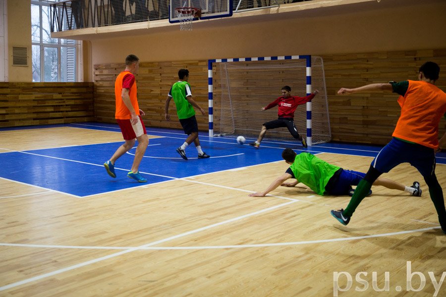 Удар по воротам Удар по воротам