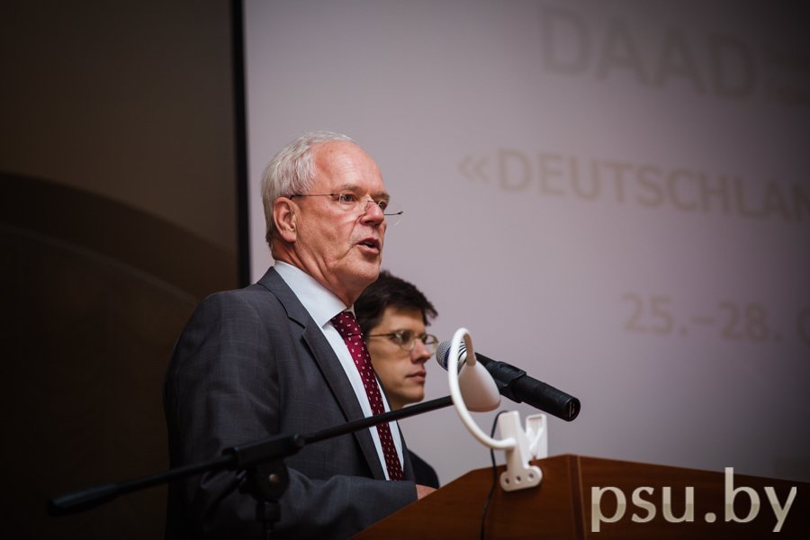 Mr. Peter Dettmar, Ambassador of the Federal Republic of Germany Mr. Peter Dettmar