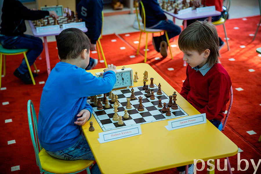 Юные шахматисты в ПГУ