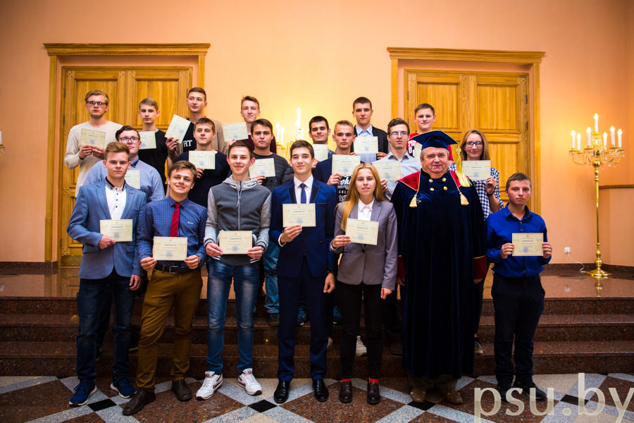 A. Dudan with 1st-year Students A. Dudan