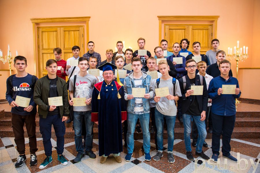 Y. Grozberg with 1st-year Students Y. Grozberg