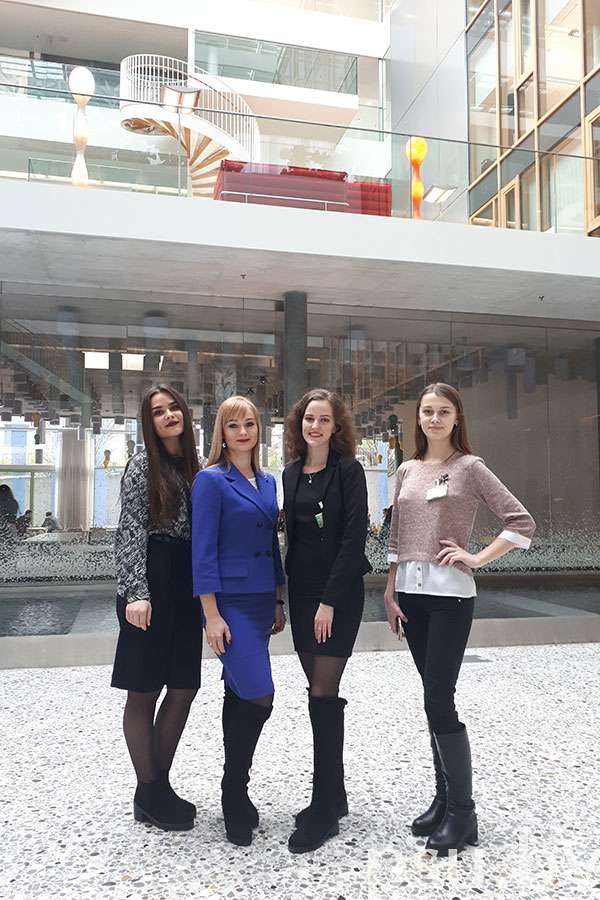 Kristina Savitskaya together with her Students Kristina Savitskaya together with her Students