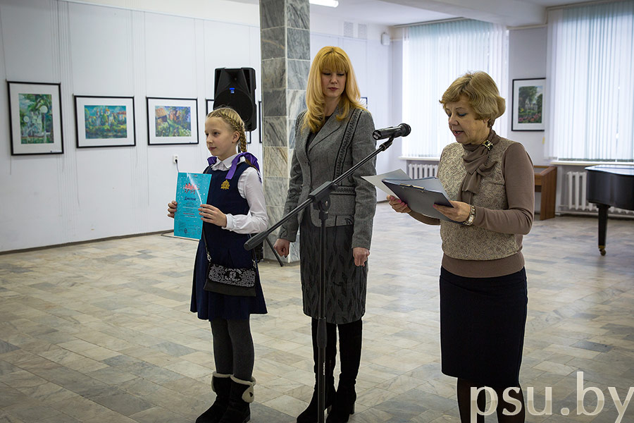 награждение юных лауреатов городского конкурса «Рисуем Рождество» награждение юных лауреатов городского конкурса «Рисуем Рождество»