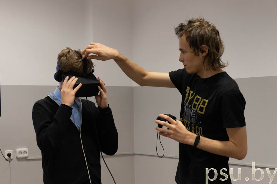 Знакомство с возможностями VR-оборудования Знакомство с VR-оборудованием