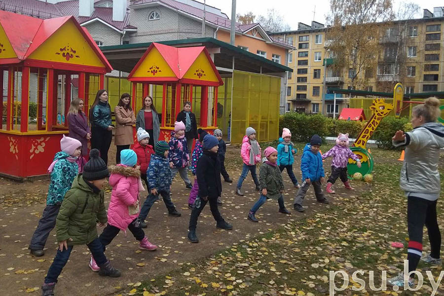 Занятие на базе дошкольного учреждения № 22 г. Пскова На занятии в детском саде