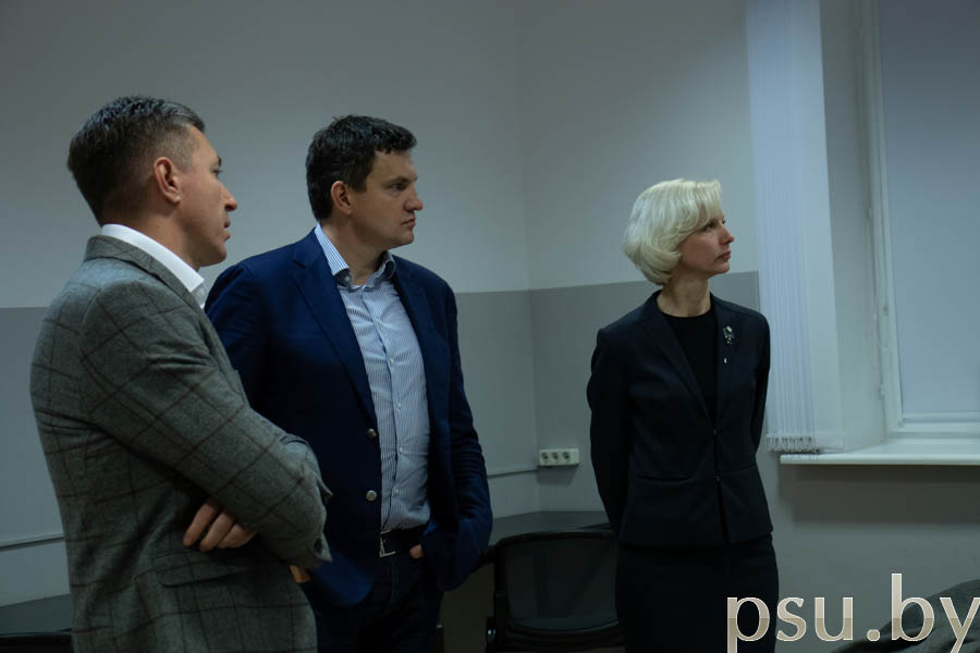Руслан Крапивин, Александр Хомич и Оксана Голубева Руслан Крапивин, Александр Хомич и Оксана Голубева
