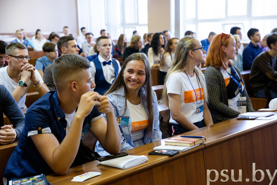 Знакомство первокурсников со своими кураторами и одногруппниками Знакомство первокурсников с кураторами и одногруппниками