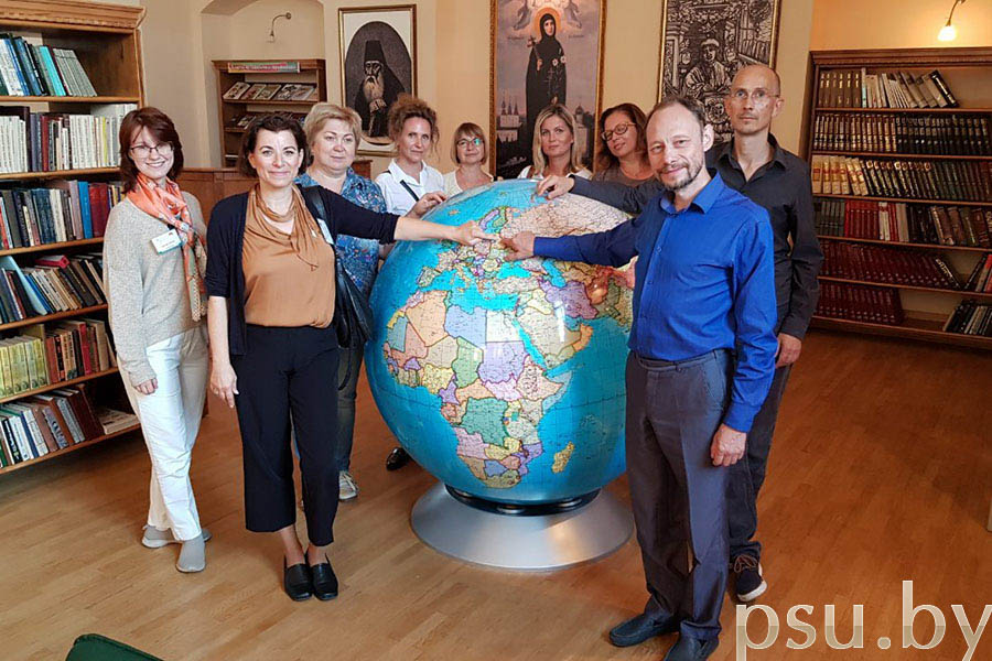 Participants of the seminar in the library of the Polotsk Collegium Participants in the library of the Polotsk Collegium
