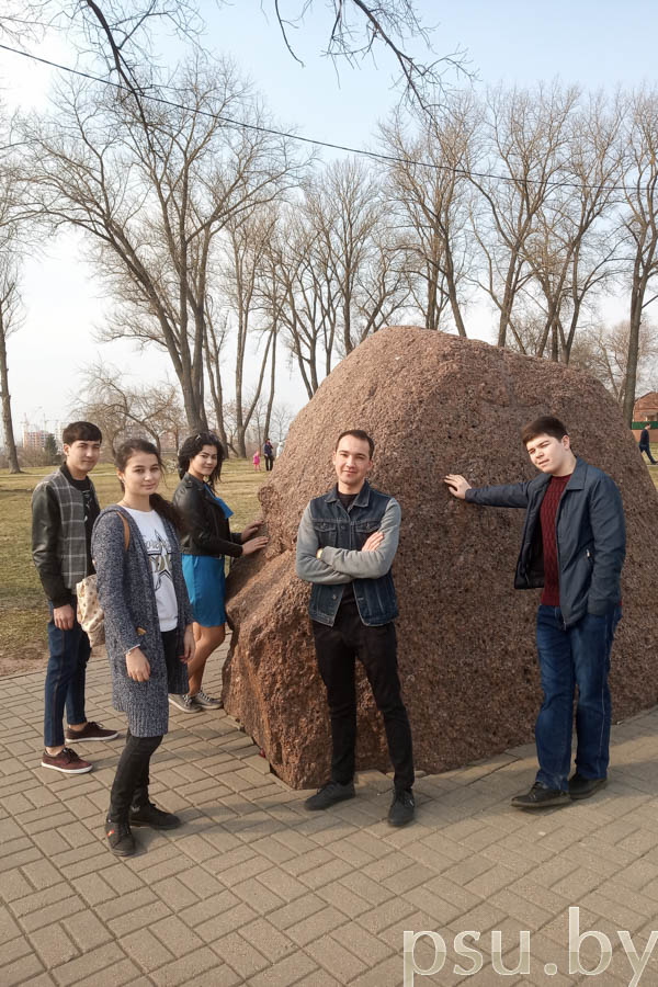 Борисов камень, на котором сделана надпись по приказу полоцкого князя Бориса Всеславича Борисов камень