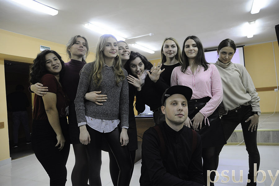 Встреча разговорного клуба русского языка «ГУРУ» Встреча клуба «ГУРУ»
